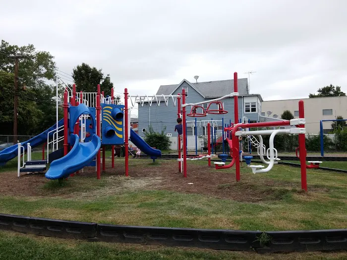 Jewell Street Park Picture 7