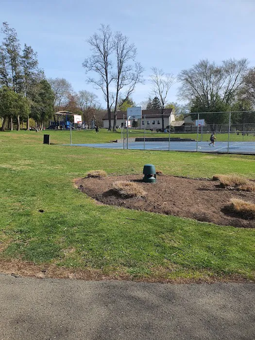 TOWN OF CLARKSTOWN PICKLE BALL COURTS AT CONGERS LAKE MEMORIAL PARK Picture 8