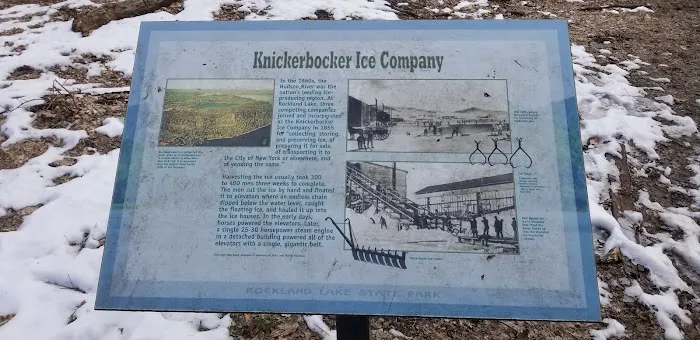 Rockland Lake Trail Picture 10