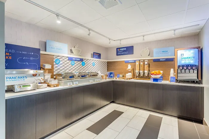 Holiday Inn Express Ramsey-Mahwah by IHG Picture 2