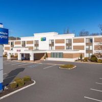 Holiday Inn Express Ramsey-Mahwah by IHG ico