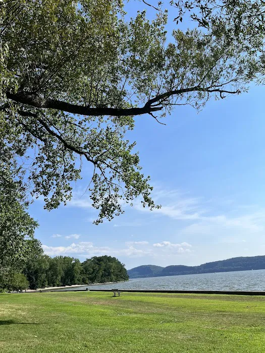 Croton Point Park Picture 10