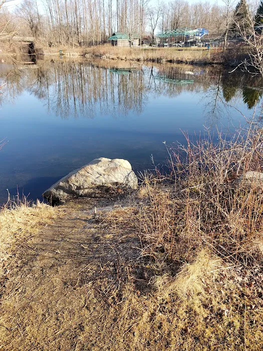 Junior Lake Park Picture 9