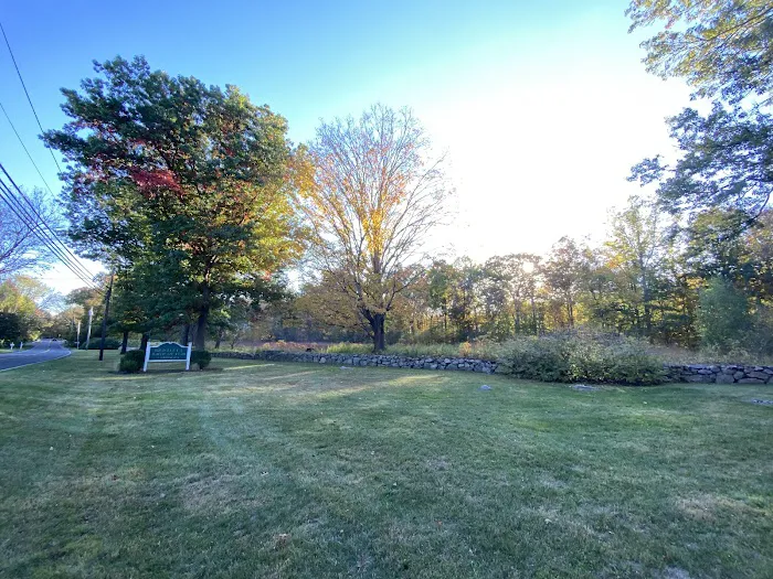The Danoff Bruder Family Meadow Picture 3