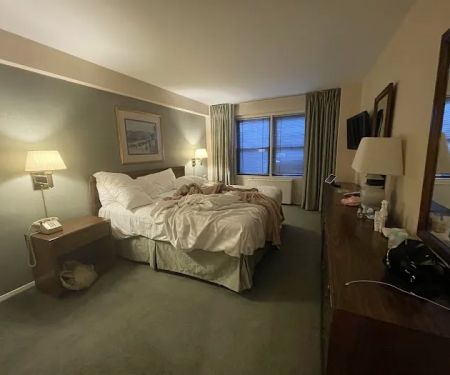 Murray Hill East Suites