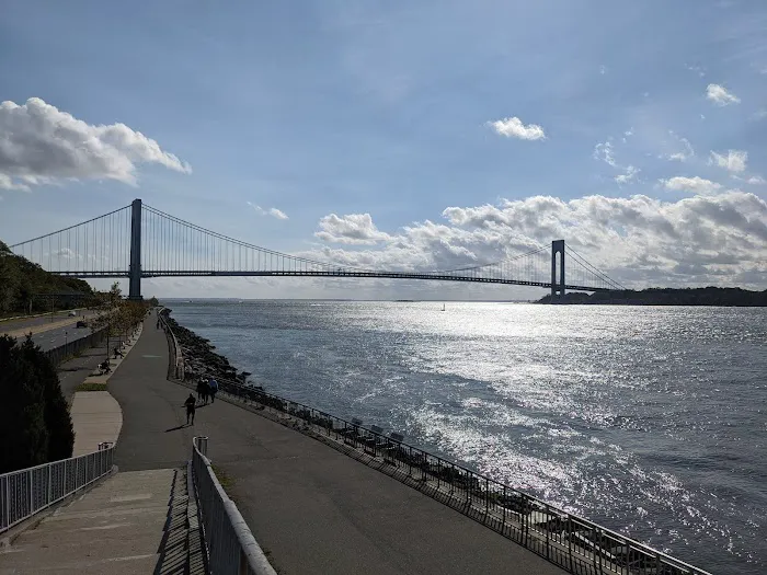 Shore Road Promenade Scenic Lookout Picture 2