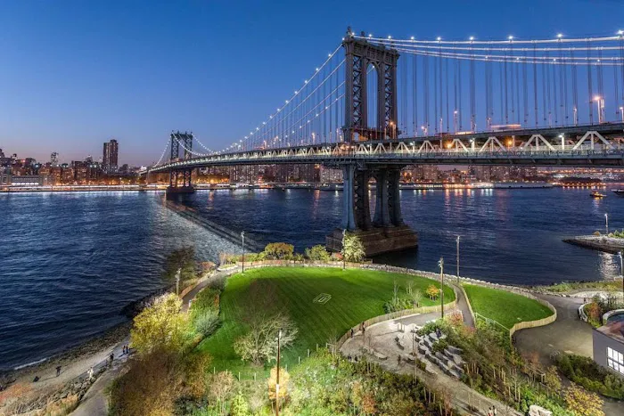 Brooklyn Bridge Park Picture 3