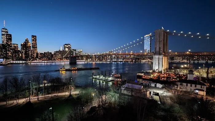 Brooklyn Bridge Park Picture 5