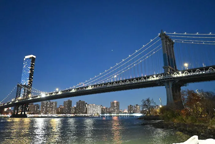 Brooklyn Bridge Park Picture 7