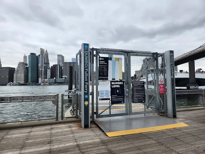 Fulton Ferry Landing Picture 8