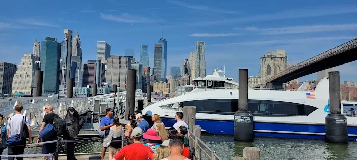 Fulton Ferry Landing Picture 10