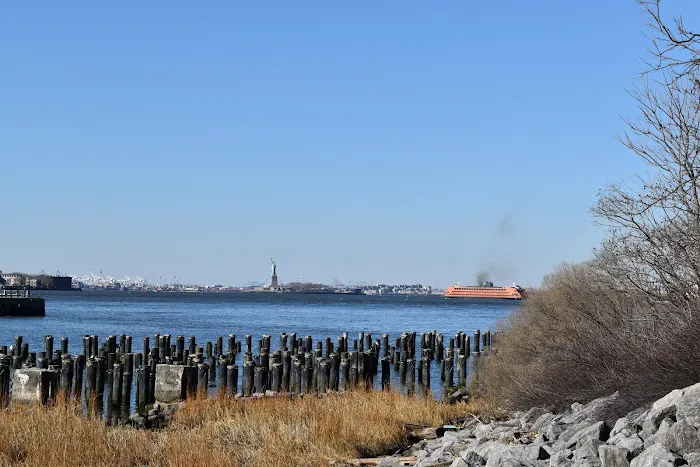 Old Pier 1 Picture 3