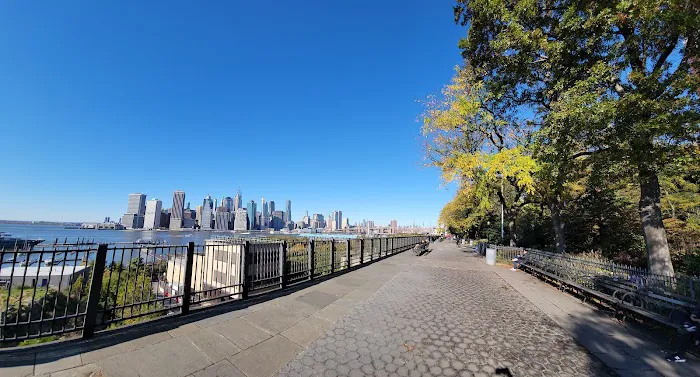 Brooklyn Heights Promenade Picture 4