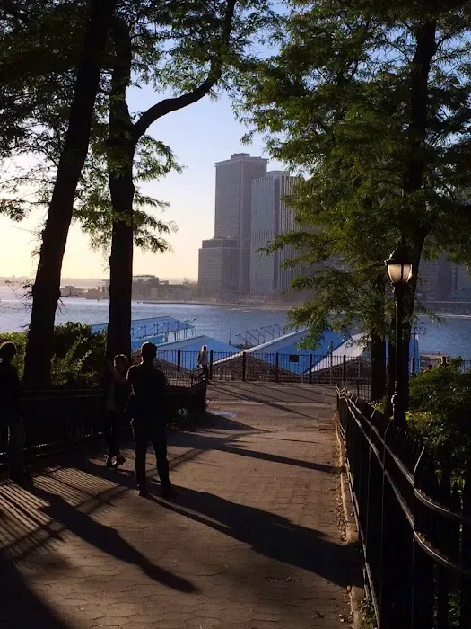 Brooklyn Bridge Park Conservancy Picture 1