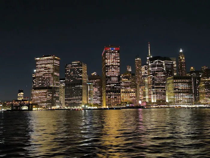 One Brooklyn Bridge Park Picture 3