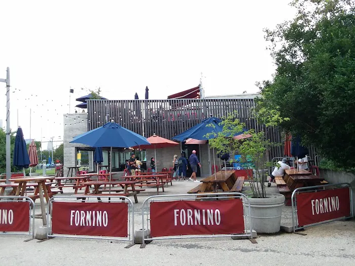 Brooklyn Bridge Park Pier 6 Picture 4