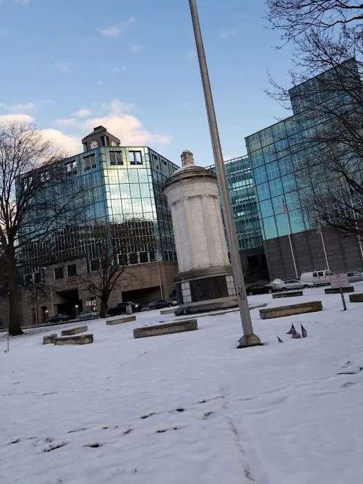Soldiers’ and Sailors’ Monument Picture 3