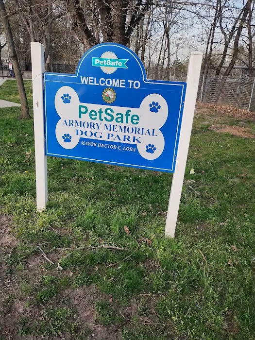 Armory Memorial Dog Park Picture 7
