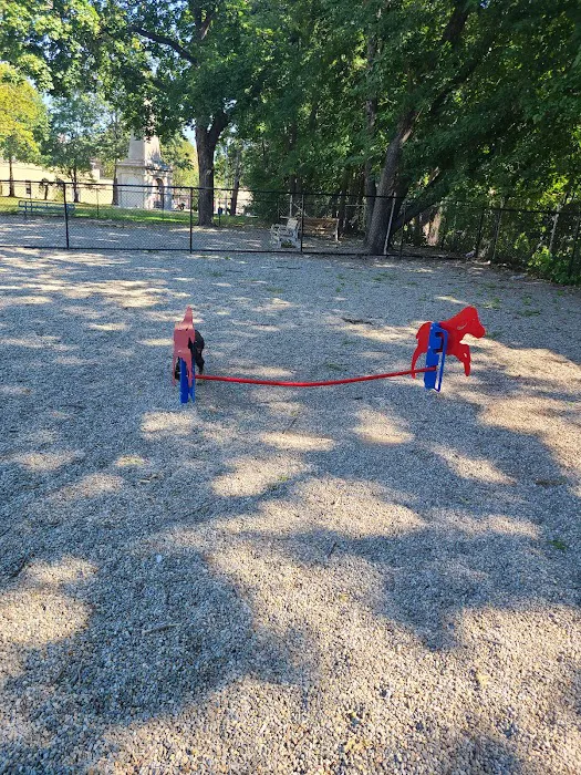 Armory Memorial Dog Park Picture 2