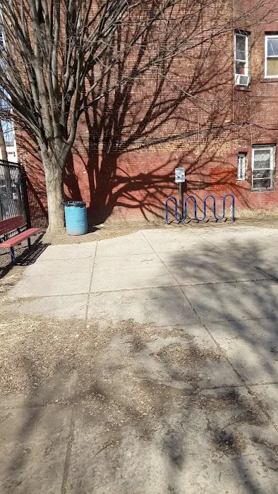 Columbia Ave Park Picture 3
