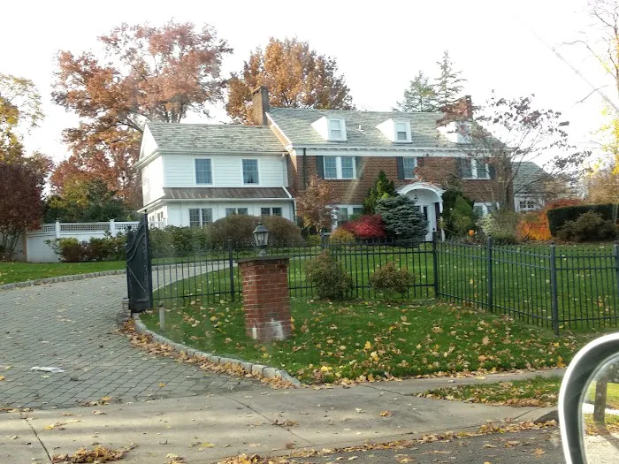 Gypsy Pond Park Picture 9