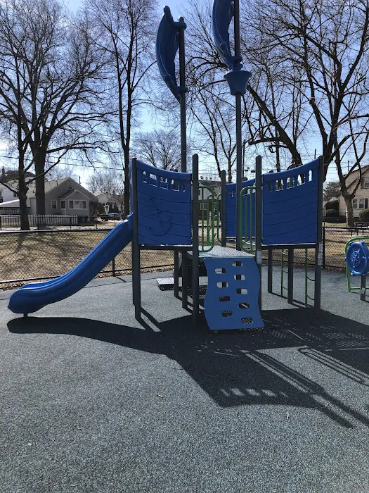 Rosemont Park Picture 6