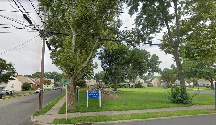 Rosemont Park Picture 9