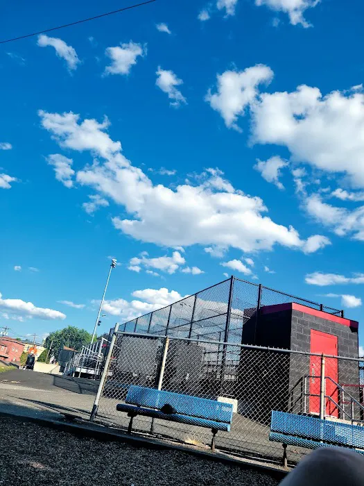 Victor Kilken Field Picture 7
