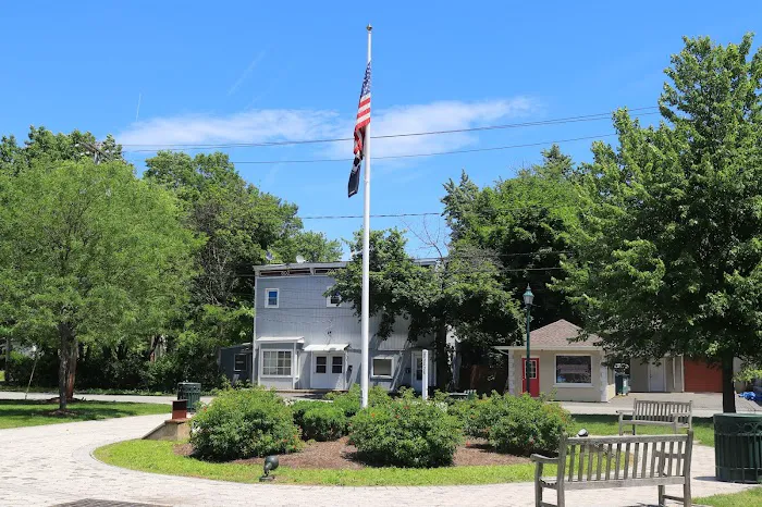 Congers station park Picture 2