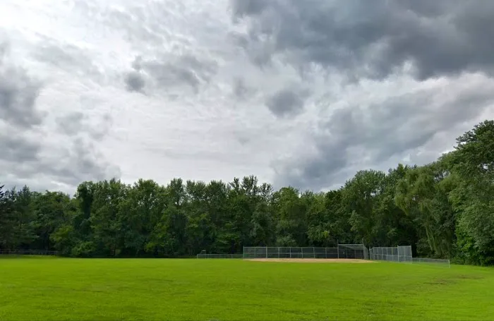 Riverside Park Picture 1