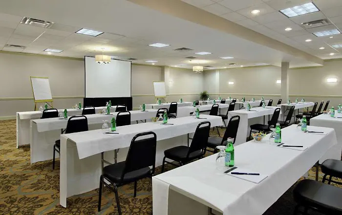 DoubleTree by Hilton Hotel Mahwah Picture 9