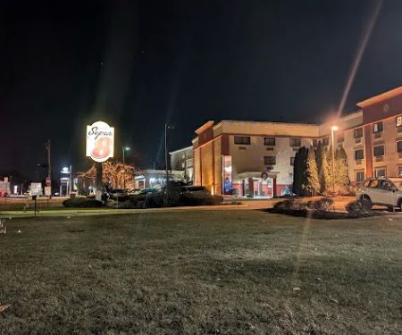 Super 8 by Wyndham Mahwah