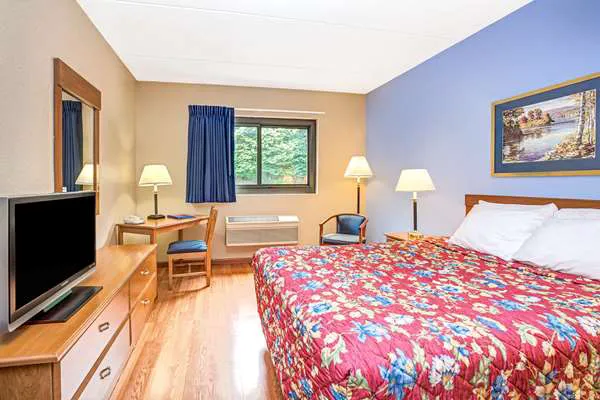 Super 8 by Wyndham Mahwah Picture 9