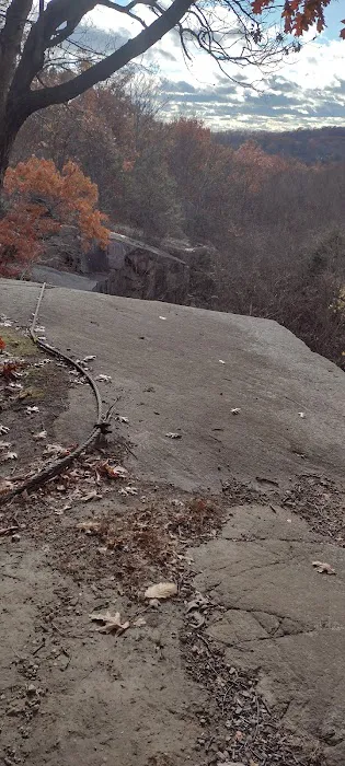 Sylvan Glen Eastern Trail Head Picture 9