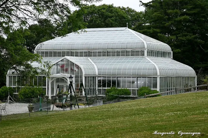 Lasdon Park, Arboretum & Veterans Memorial Picture 7