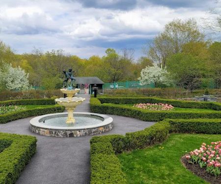 Lasdon Park, Arboretum & Veterans Memorial