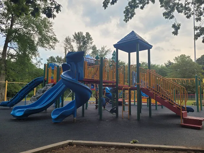 Mead Memorial Park Picture 6