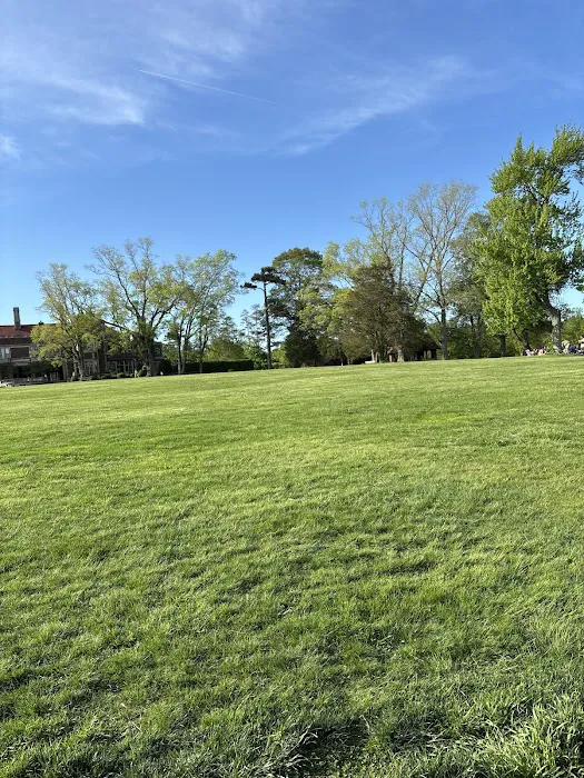 Waveny Park Picture 6