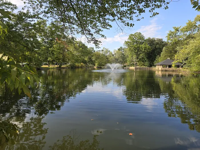 Tilley Pond Park Picture 6