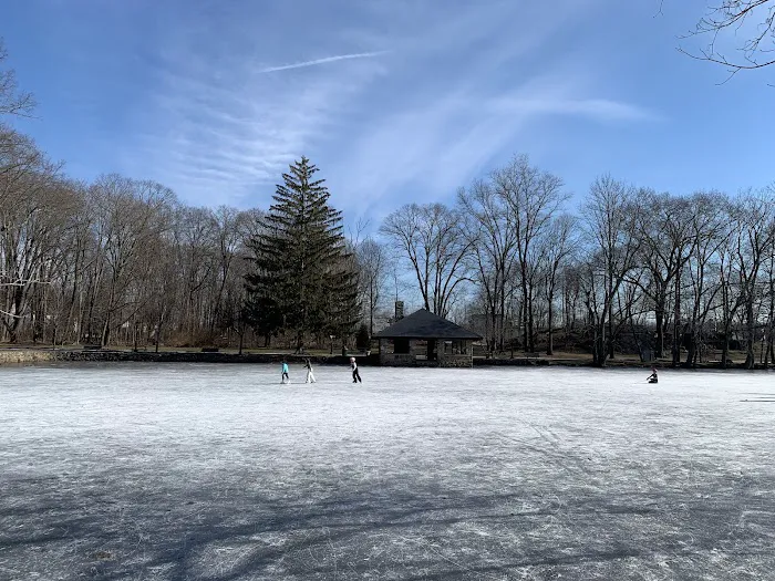 Tilley Pond Park Picture 10