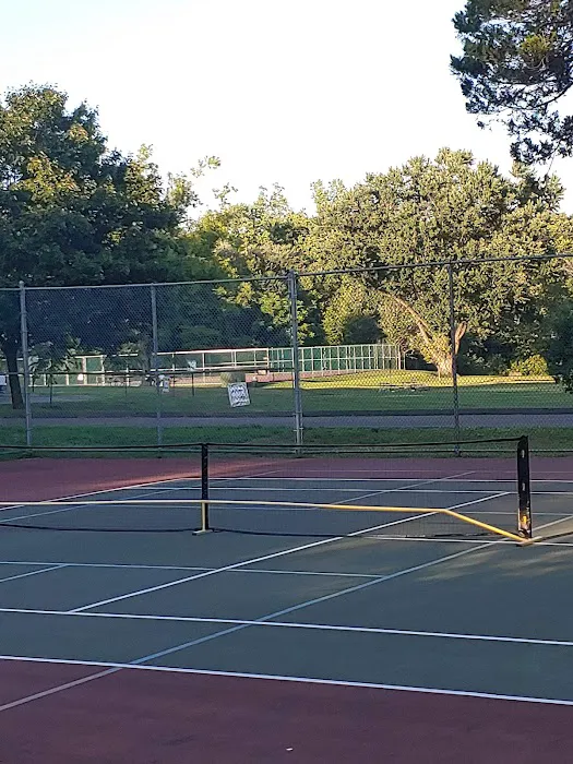 Cherry Lawn Park Picture 1