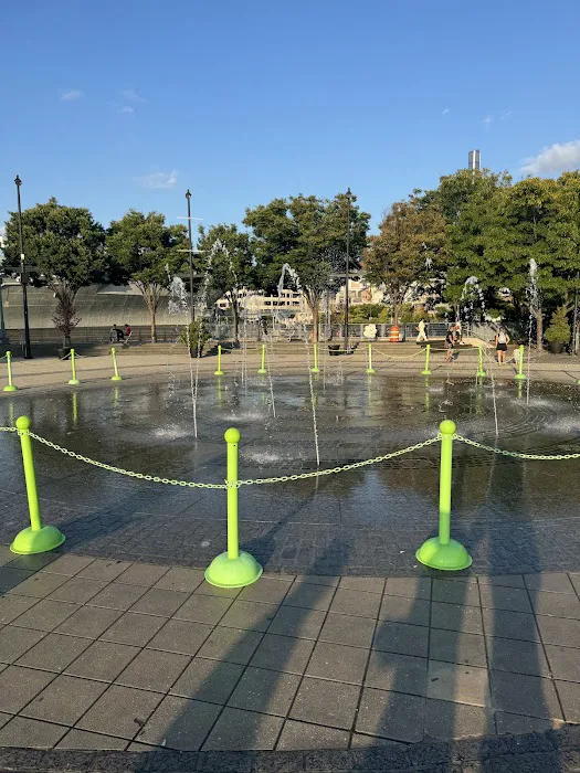 Water Fountain Picture 8