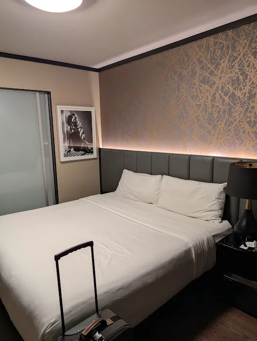 Hudson Yards Hotel Picture 5
