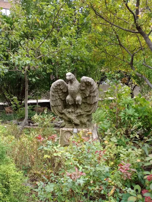 Bellevue Sobriety Garden Picture 9