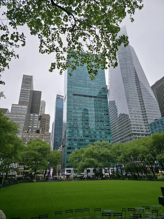Bryant Park Picture 2