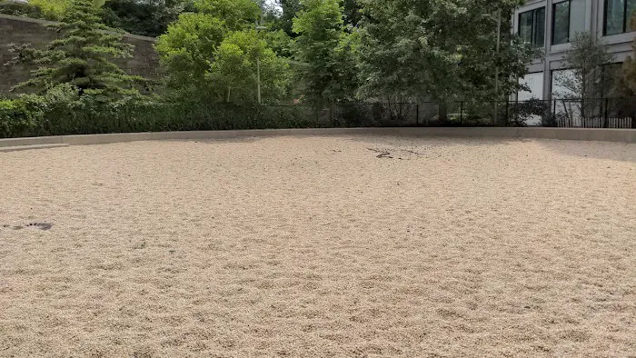 Pier 6 Dog Run Picture 5
