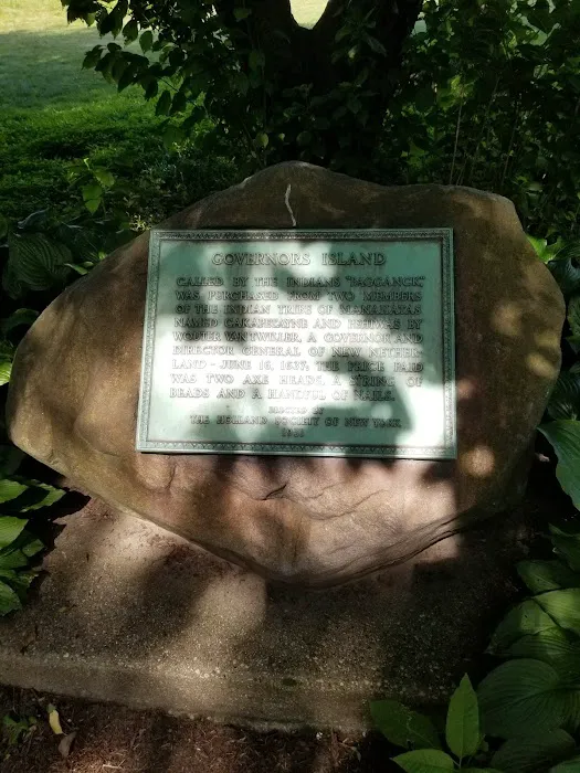 Nolan Park Picture 3
