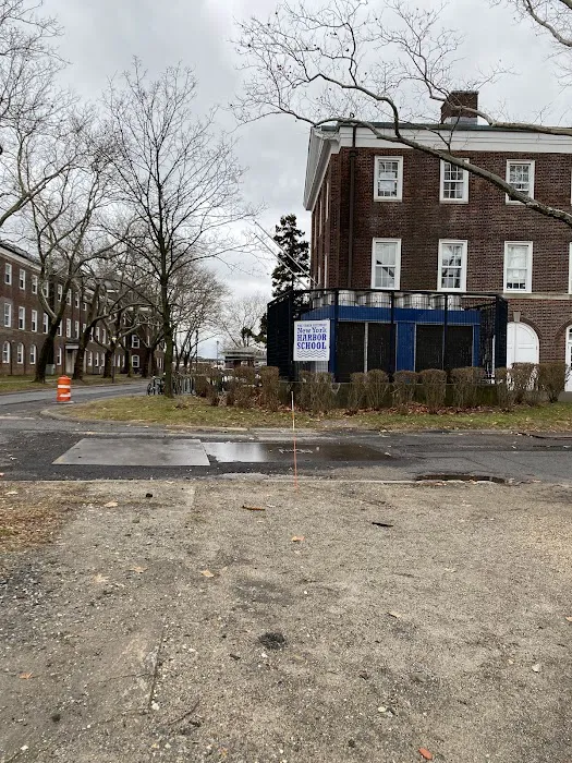 Liggett Terrace Picture 8