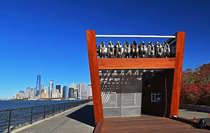 Governors Island Outlook Hill Picture 5