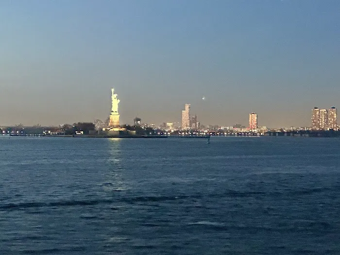 Statue Of Liberty Vista Picture 4